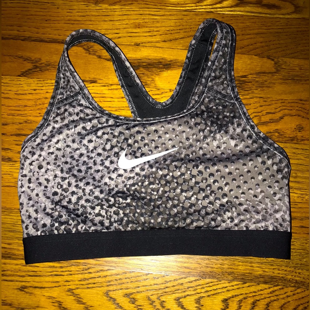 Nike Gray Pattern Sports Bra